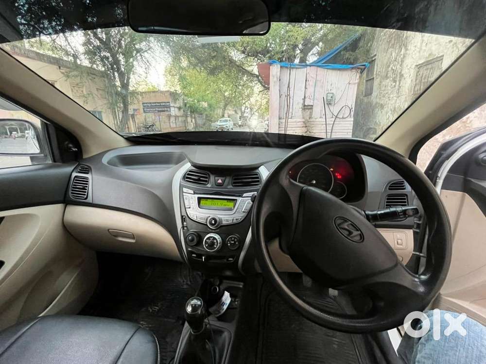 Hyundai Eon 2016 Petrol 90000 Km Driven