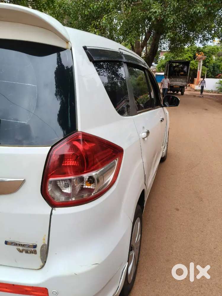 Maruti Suzuki Ertiga 2017