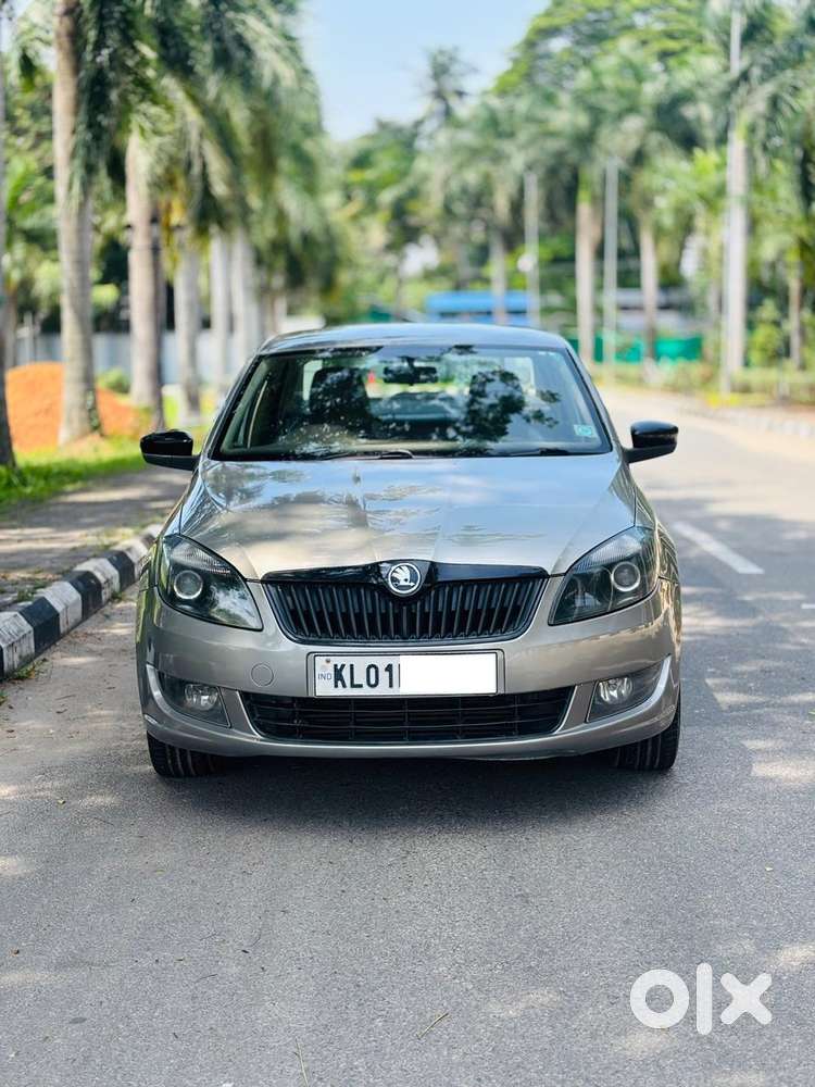 Skoda Rapid 1.6 Elegance Plus Mpi At, 2015, Diesel