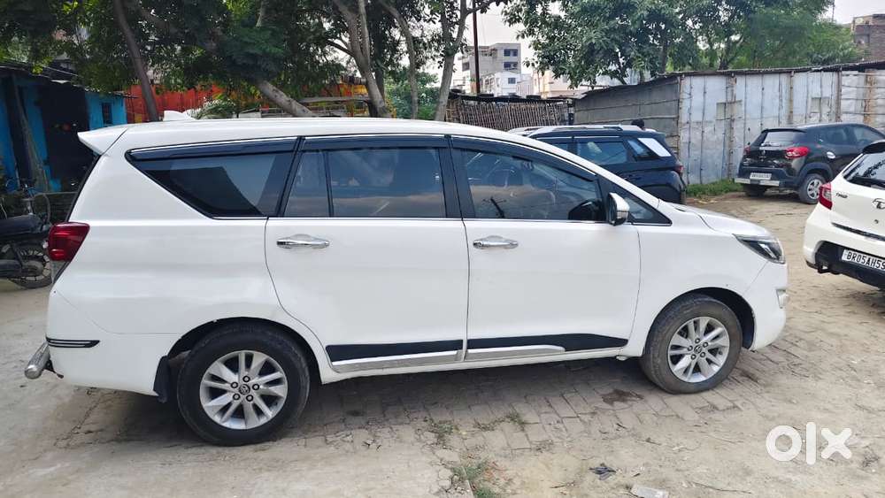 Toyota Innova Crysta 2.4 V, 2018, Diesel