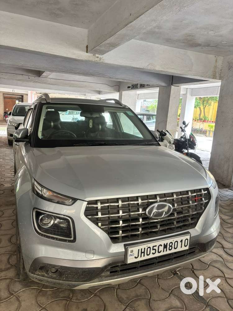 Hyundai Venue Petrol 2019