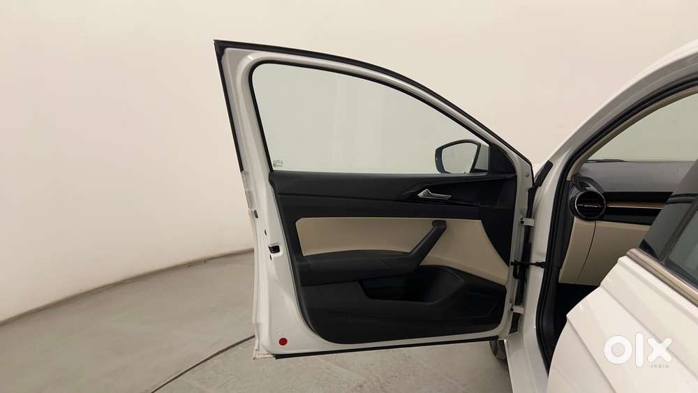 Skoda Slavia Style 1.5l Tsi Dsg, 2022, Petrol