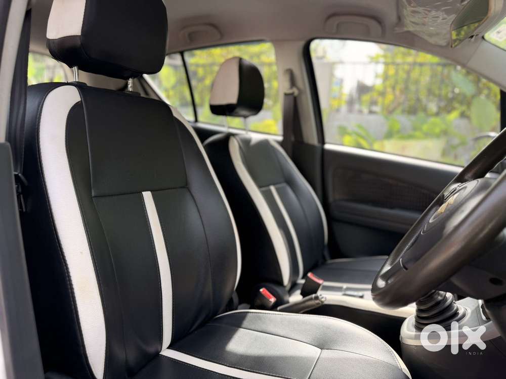 Maruti Suzuki Ritz Zxi Abs, 2013, Petrol