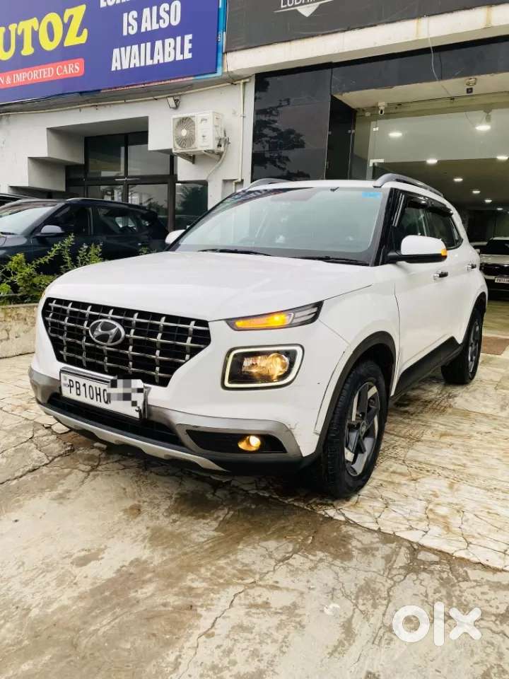 Hyundai Venue 1.0 Sx (o) Turbo Dct Dual Tone, 2021, Petrol