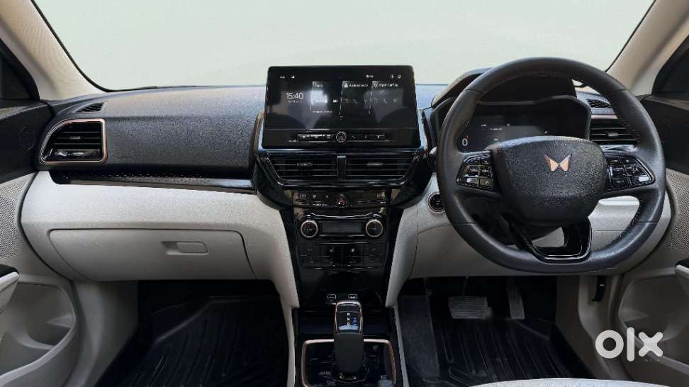 Mahindra Xuv400 Ev El Fast Charger Dt, 2024, Electric