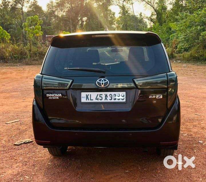 Toyota Innova Crysta 2.8 Z, 2017, Diesel