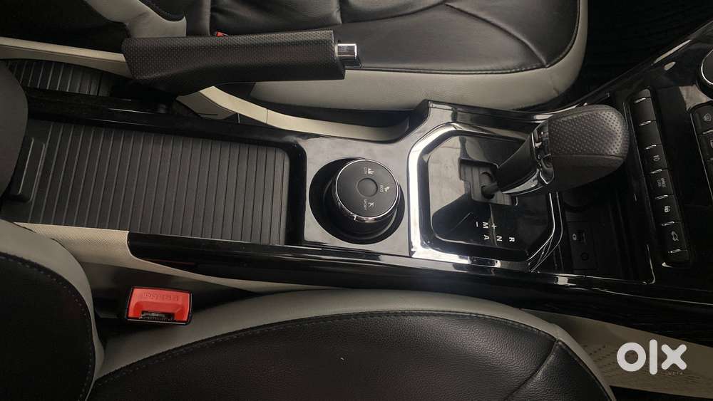 Tata Nexon 1.2 Revotron Xza Plus Premium, 2021, Petrol