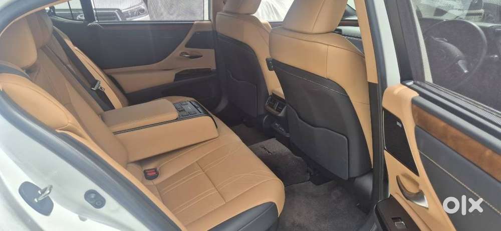 Lexus Es 300h, 2024, Petrol