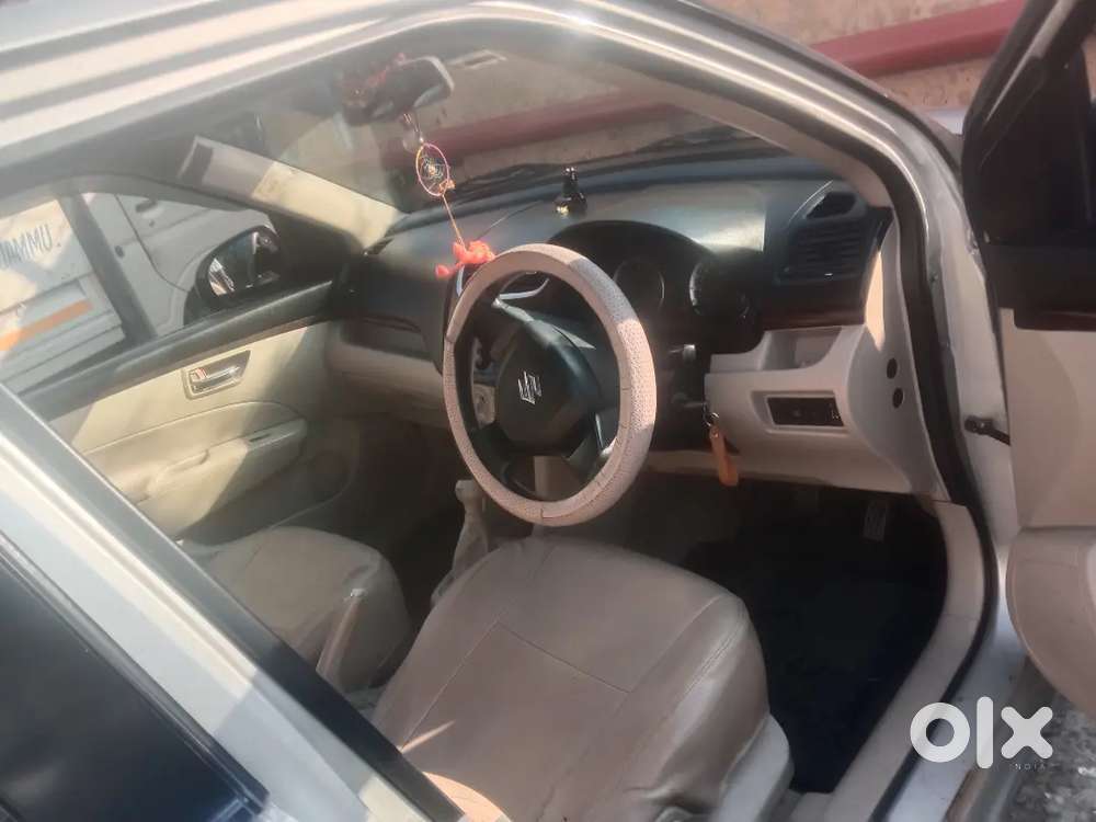 Maruti Suzuki Dzire 2015