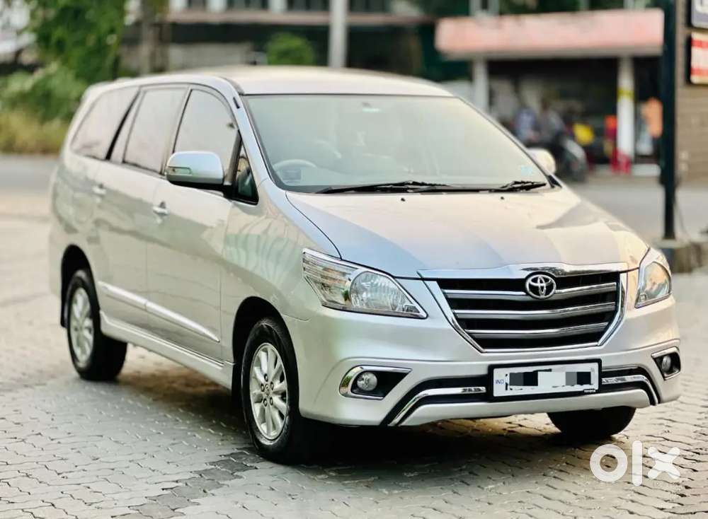 Toyota Innova 2013