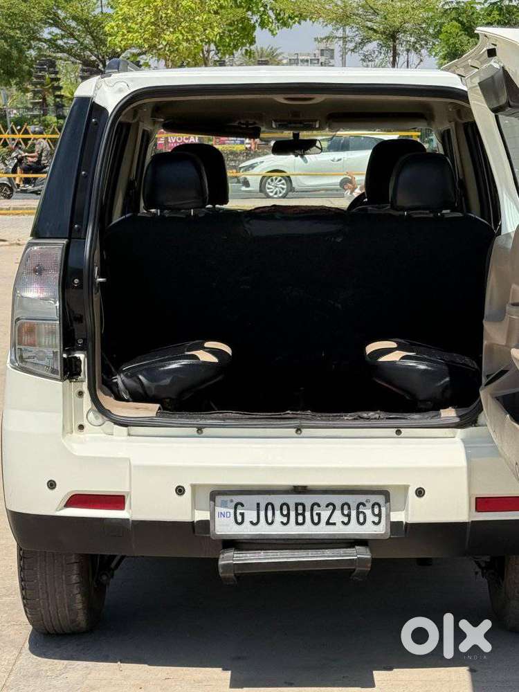 Mahindra Tuv 300 T10, 2019, Diesel