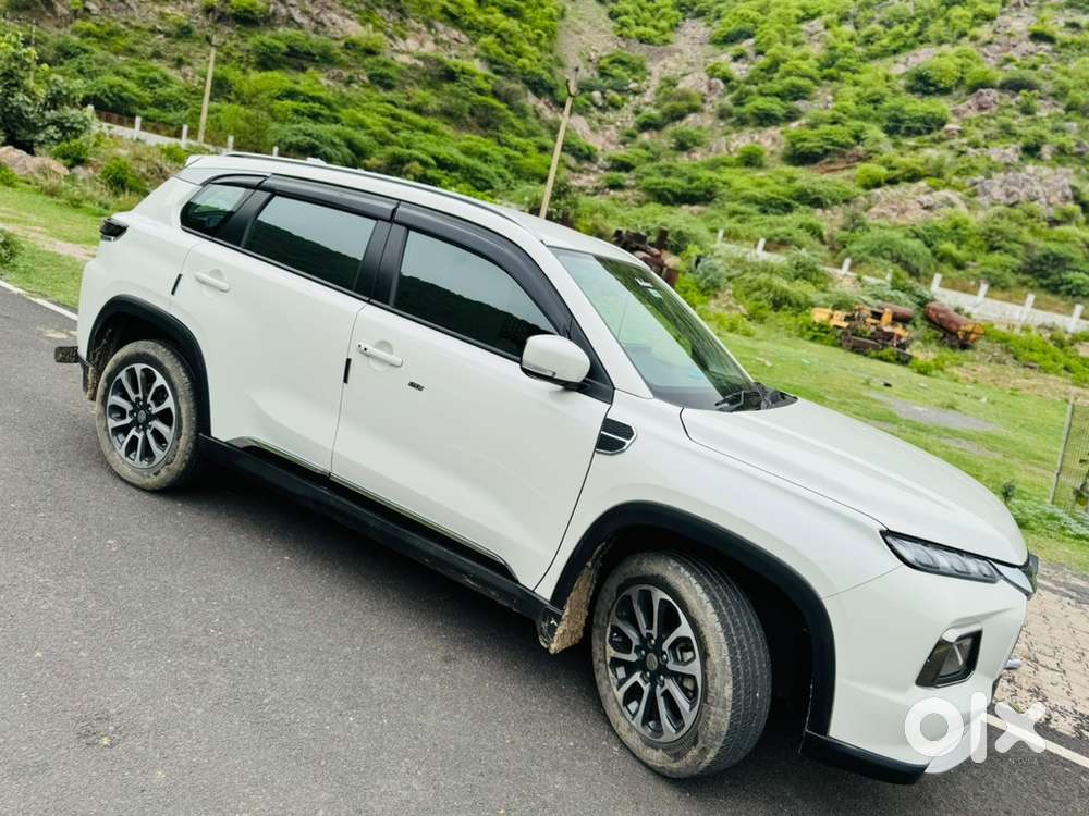 Maruti Suzuki Grand Vitara 2024 Cng & Hybrids Good Condition