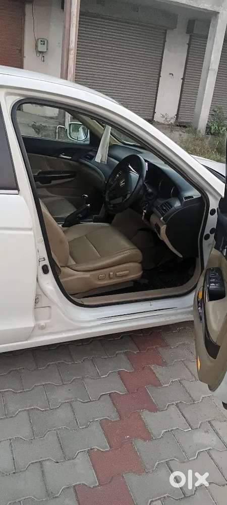 Honda Accord 2010 Mt Petrol Second