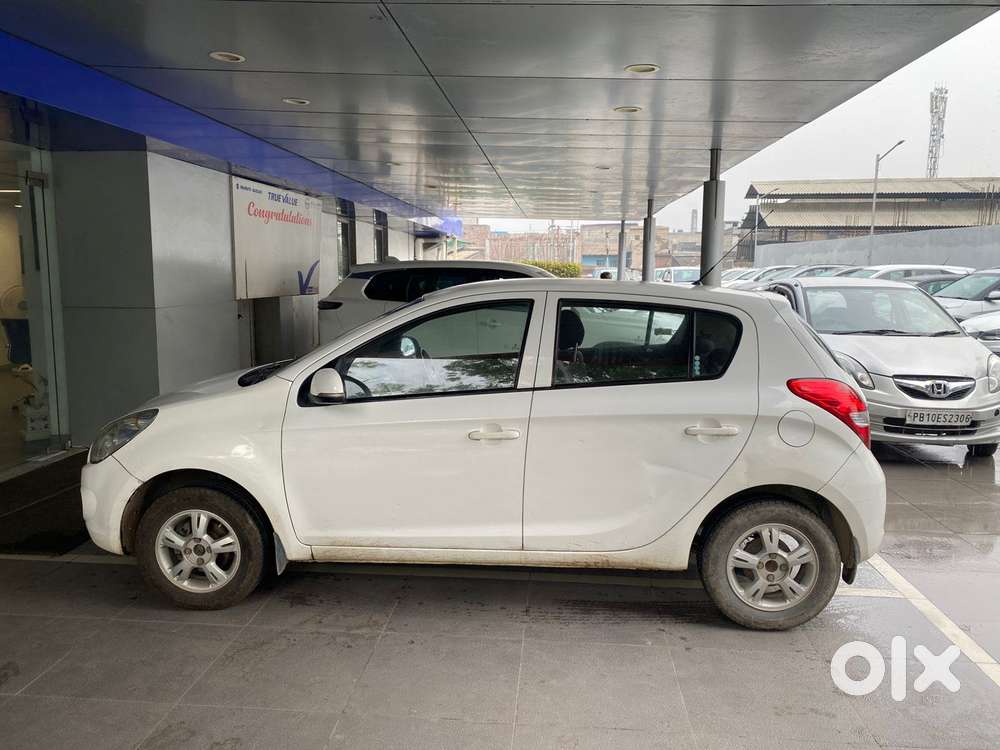 Hyundai I20 1.2 Sportz, 2011, Petrol