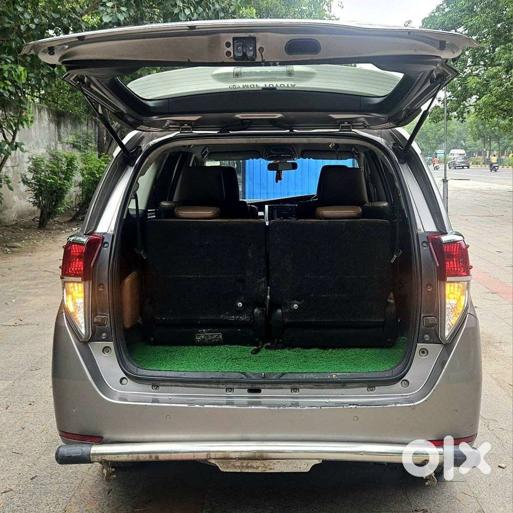 Toyota Innova Crysta 2.8z Automatic, 2020, Diesel