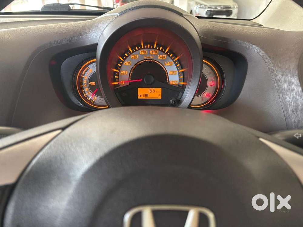 Honda Brio 2012 Petrol Well Maintained
