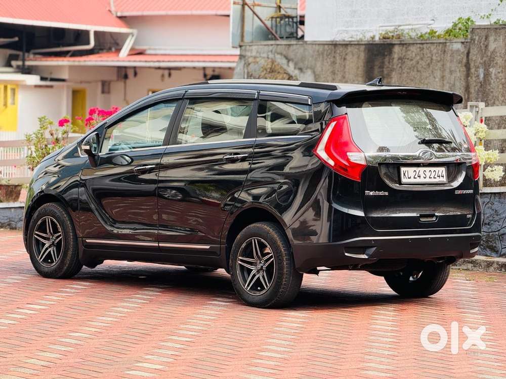 Mahindra Marazzo M6 8str, 2019, Diesel