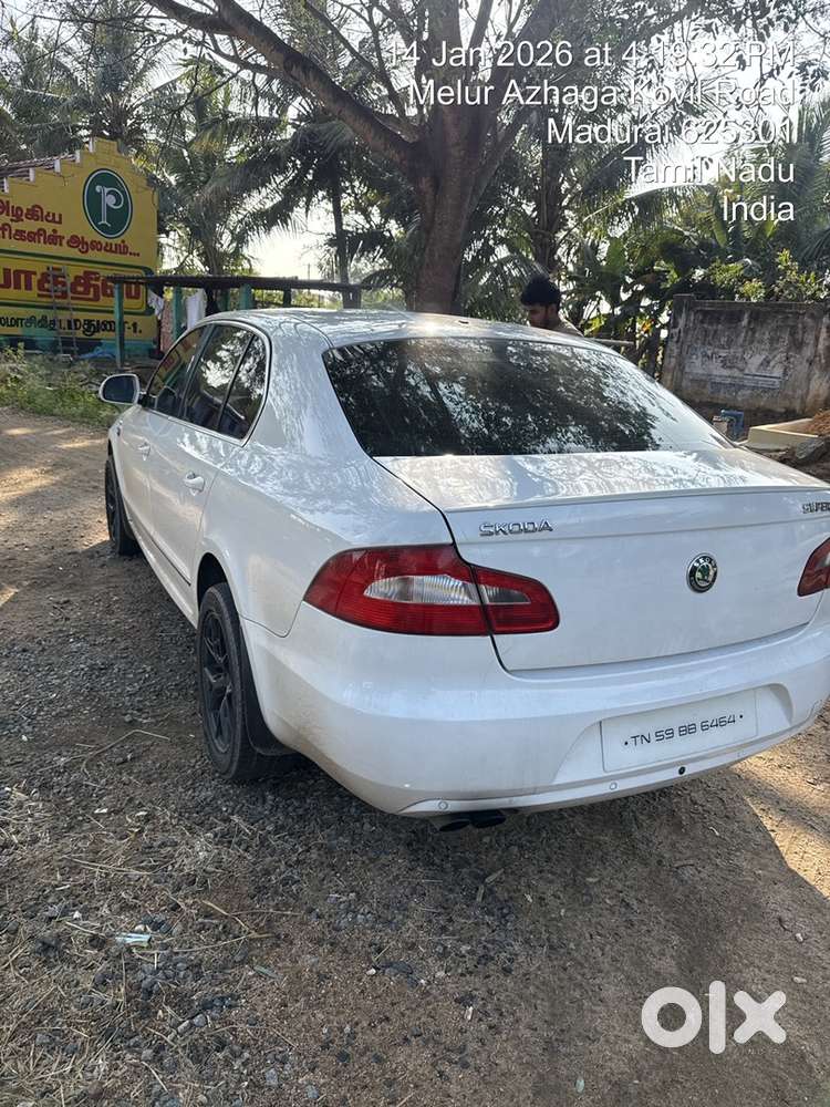 Skoda Superb Diesel 2013