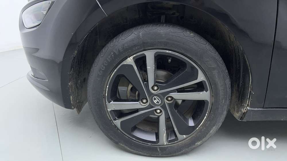 Tata Altroz Xz Plus I-turbo (s), 2022, Cng & Hybrids