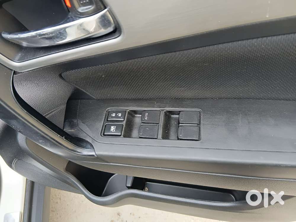 Brezza Zdi Plus 2018 November First Owner Push Button Start