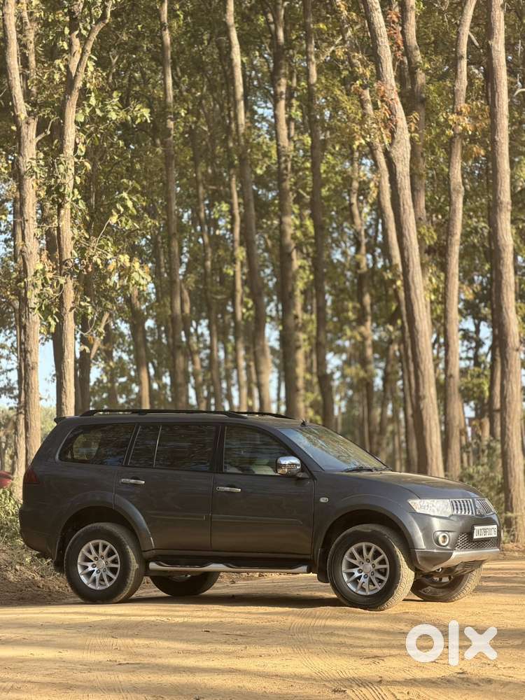 Mitsubishi Pajero Sport 2.5 Manual, 2014, Diesel