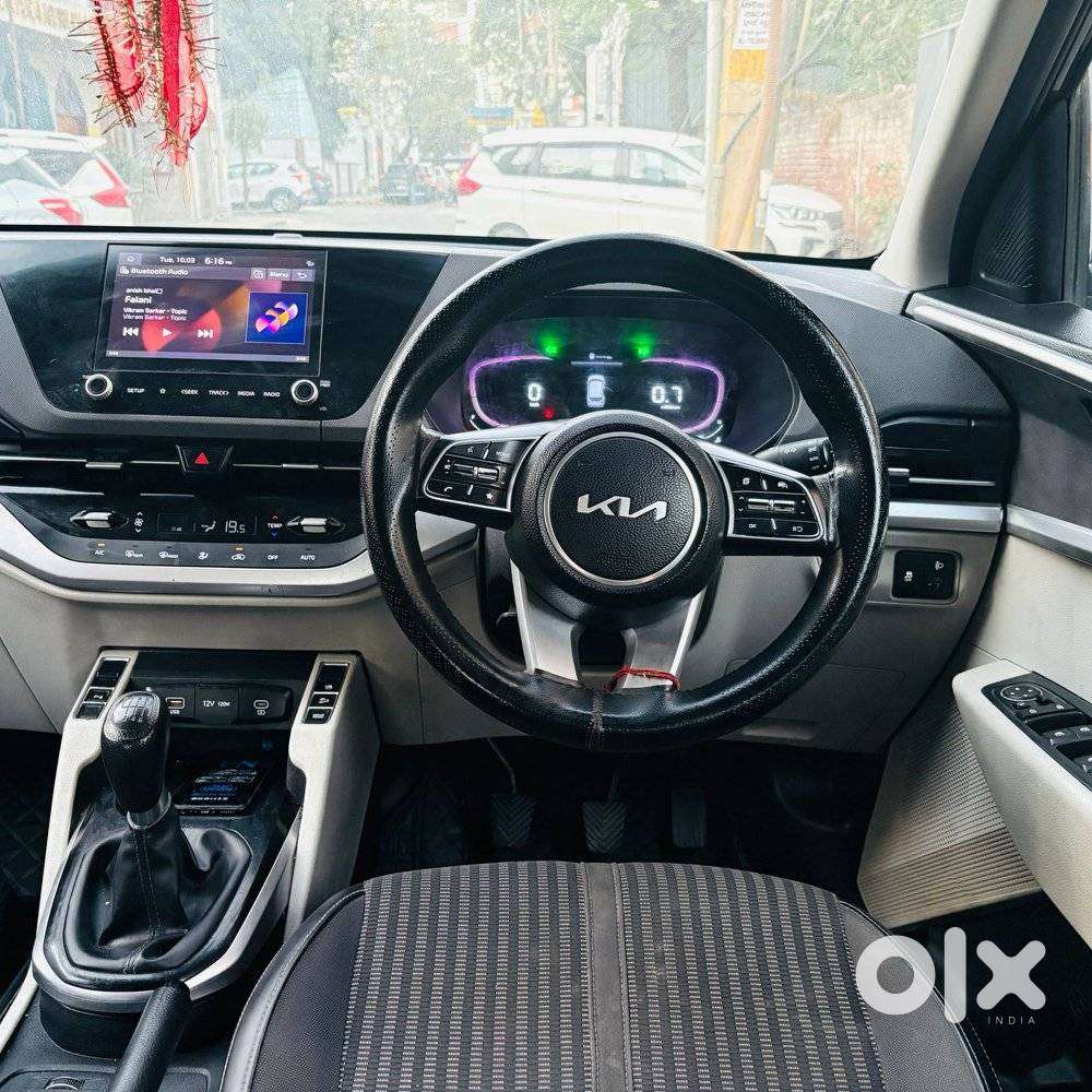 Kia Carens 1.4 Prestige Plus Turbo 7 Str, 2022, Diesel