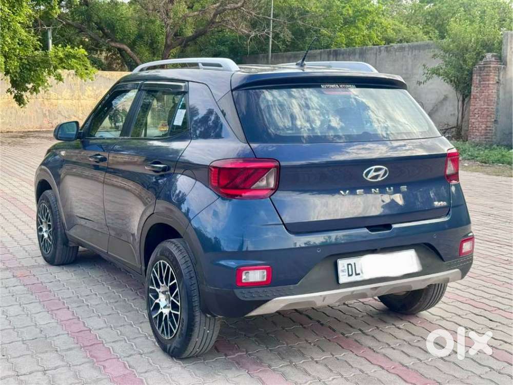Hyundai Venue S Turbo Dct, 2019, Petrol