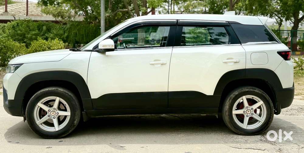 Maruti Suzuki Brezza 1.5 Lxi Cng, 2024, Cng & Hybrids