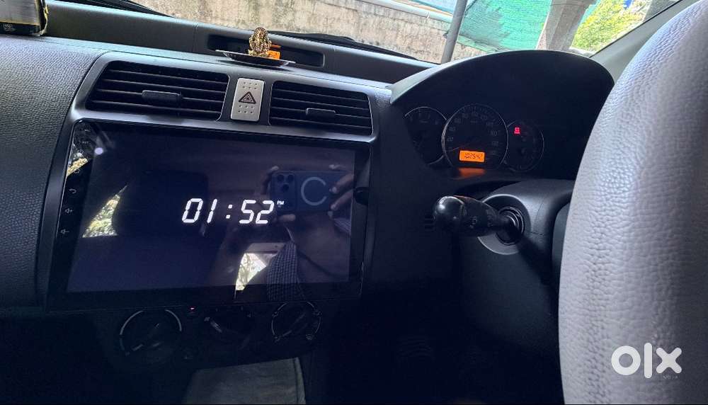 Urgent Sale:  Maruti Swift Vxi 2011