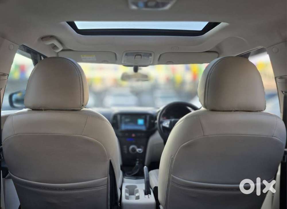 Mahindra Xuv300 W6, 2024, Petrol