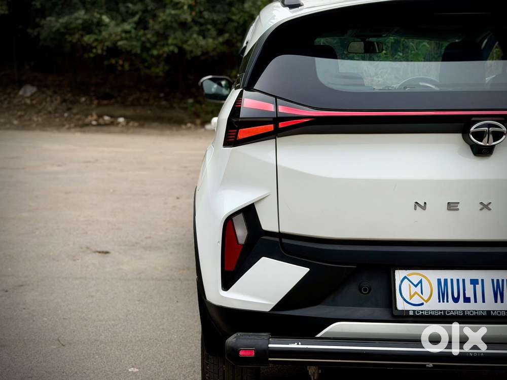 Tata Nexon Creative Plus 1.2 Revotron Petrol 6 Amt, 2023, Petrol