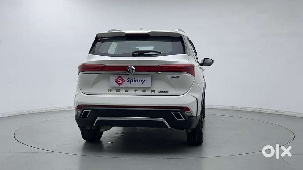 Mg Hector Plus Savvy Pro 1.5 Turbo Petrol Cvt 6 Str, 2023, Petrol