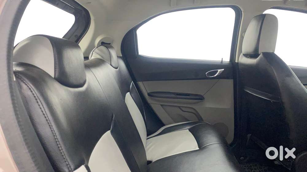 Tata Tiago 1.2 Revotron Xza, 2018, Petrol