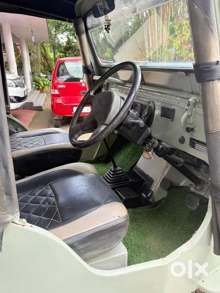 Mahindra Jeep 2004 Diesel Well Maintained