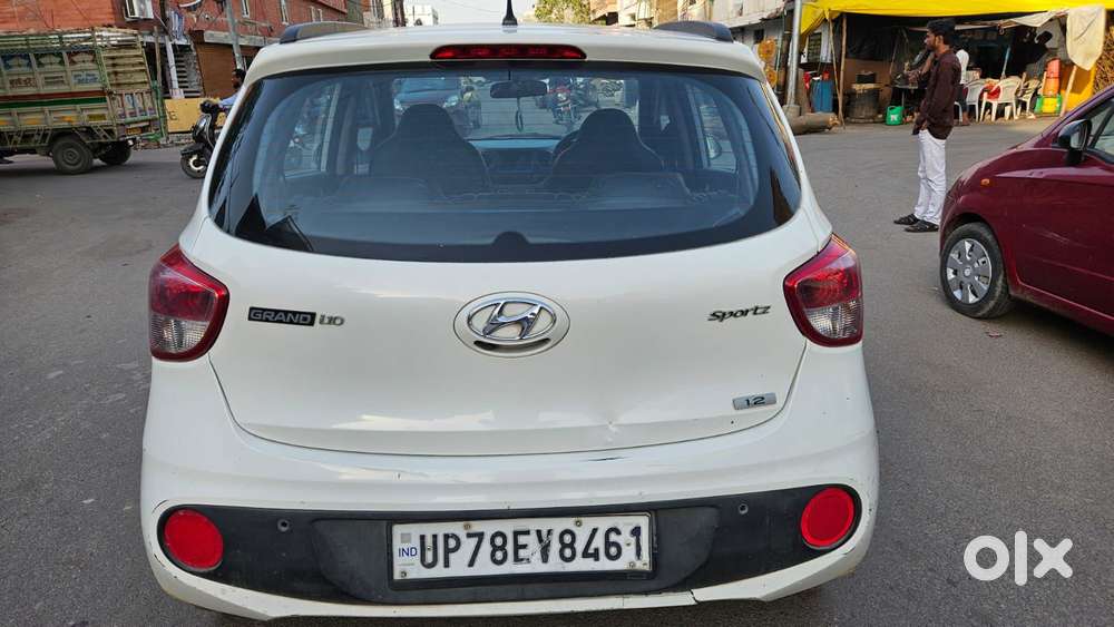 Hyundai Grand I10 Asta 1.1 Crdi (o), 2017, Petrol