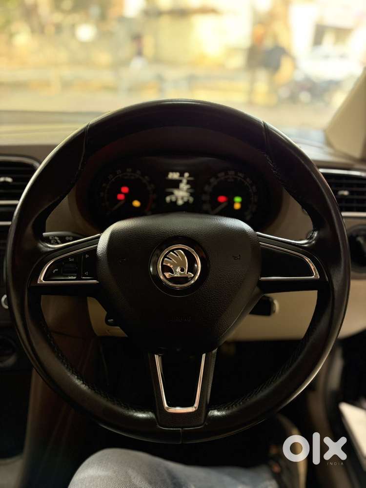 Skoda Rapid [2016-2021] 1.5 Elegance Plus Tdi At, 2016, Diesel