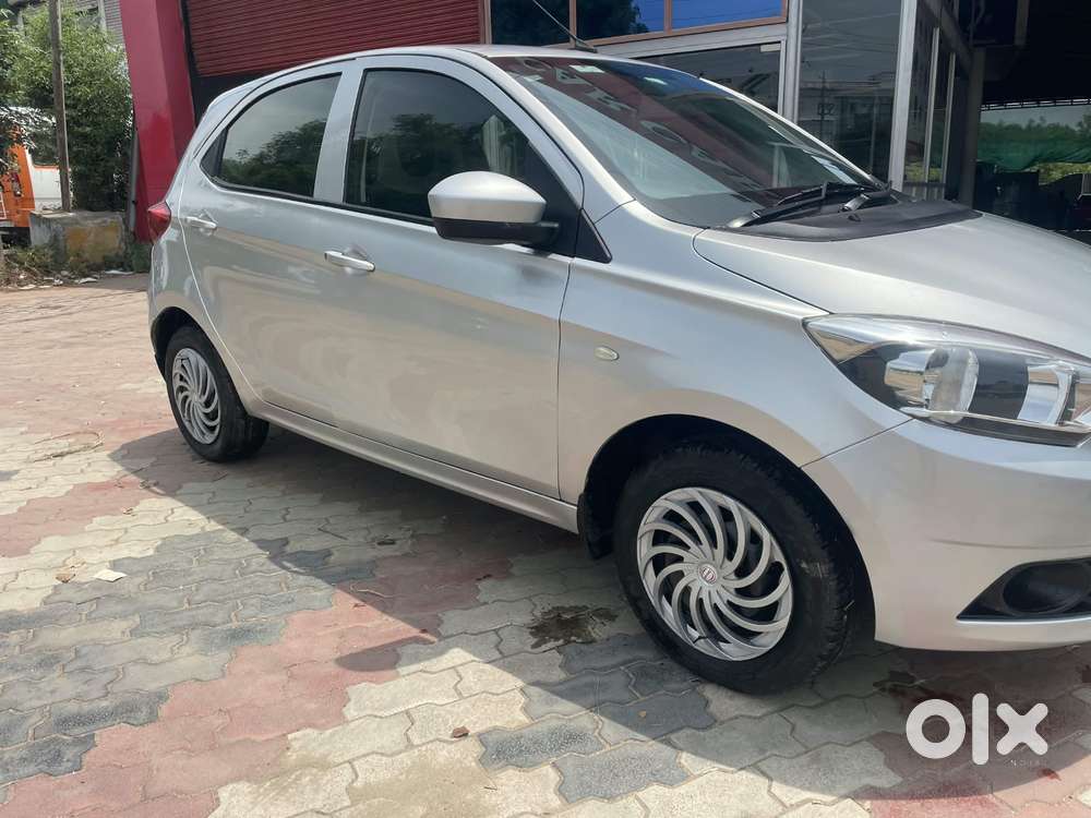 Tata Tiago 1.2 Revotron Xt Option, 2019, Petrol
