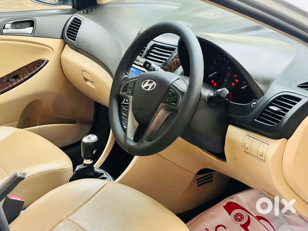 Hyundai Verna 1.6 Sx (o) Vtvt, 2016, Petrol