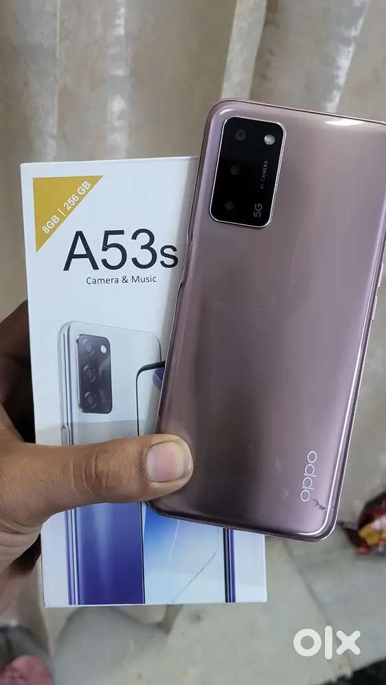 8/256 gb mobile with box charger