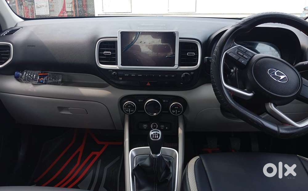 Hyundai Venue Sx, 2024, Petrol