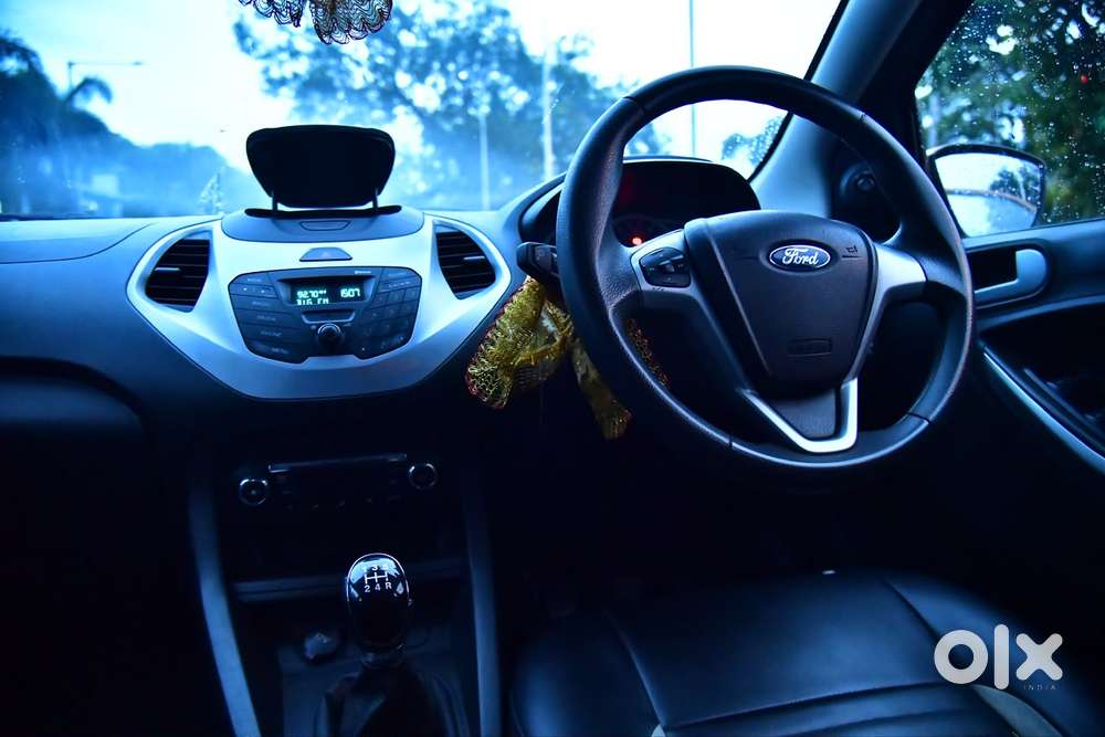 Ford Figo 1.2p Titanium Mt, 2015, Petrol