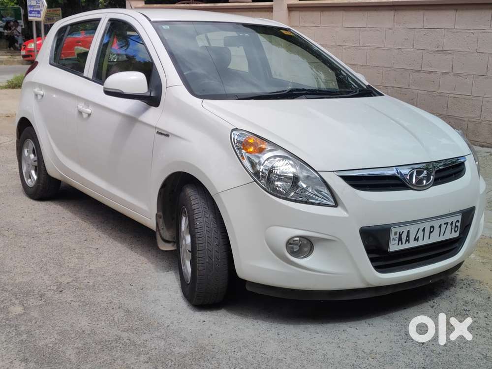 Hyundai I20 1.4 Asta At With Avn, 2011, Petrol