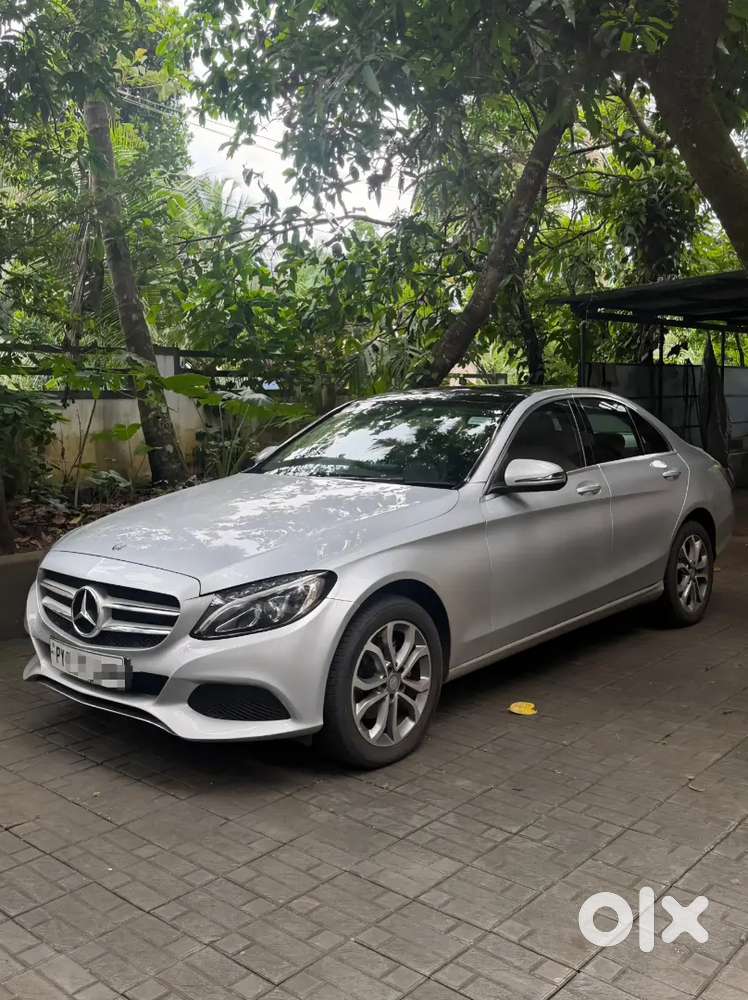 Mercedes-benz C-class 2016 Diesel 60497 Km Driven