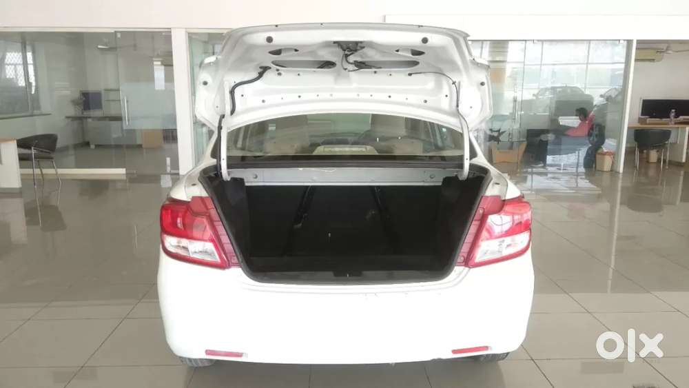 Maruti Suzuki Dzire 1.2 Vxi, 2021, Petrol