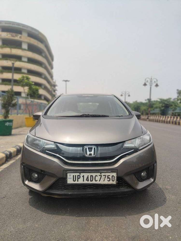 Honda Jazz V Mt Privilege, 2017, Petrol