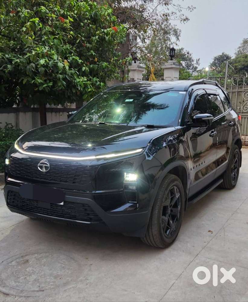 Tata Safari Accomplished Plus Dark Edition At, 2023, Diesel