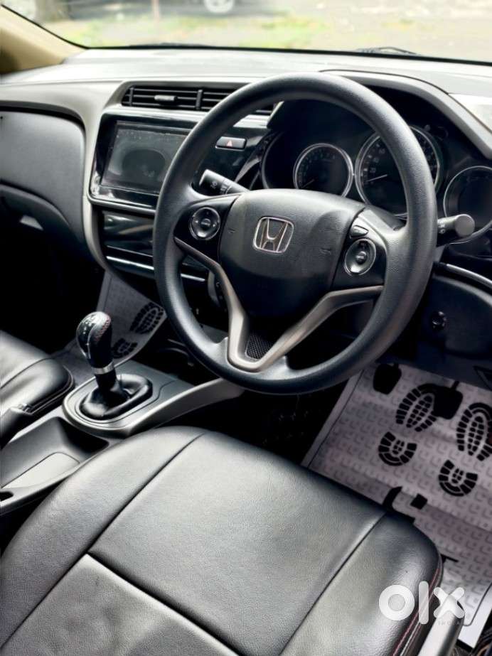 Honda City I-vtec V, 2018, Petrol
