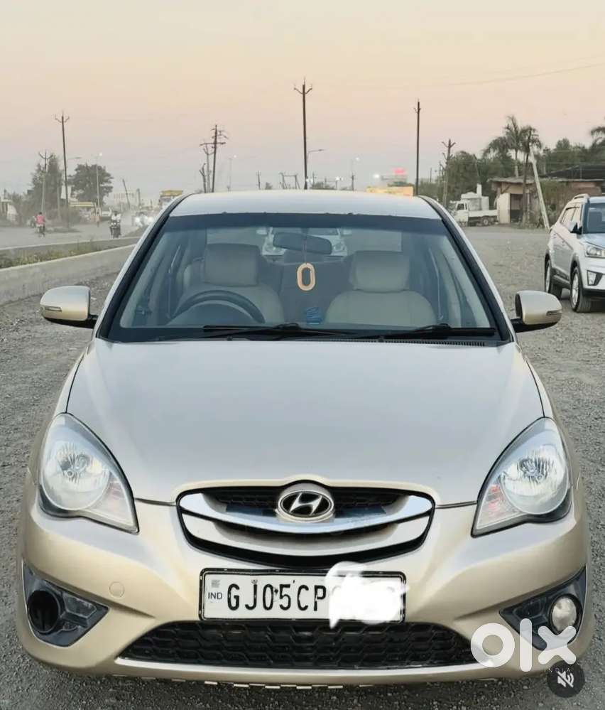 Hyundai Verna 2011