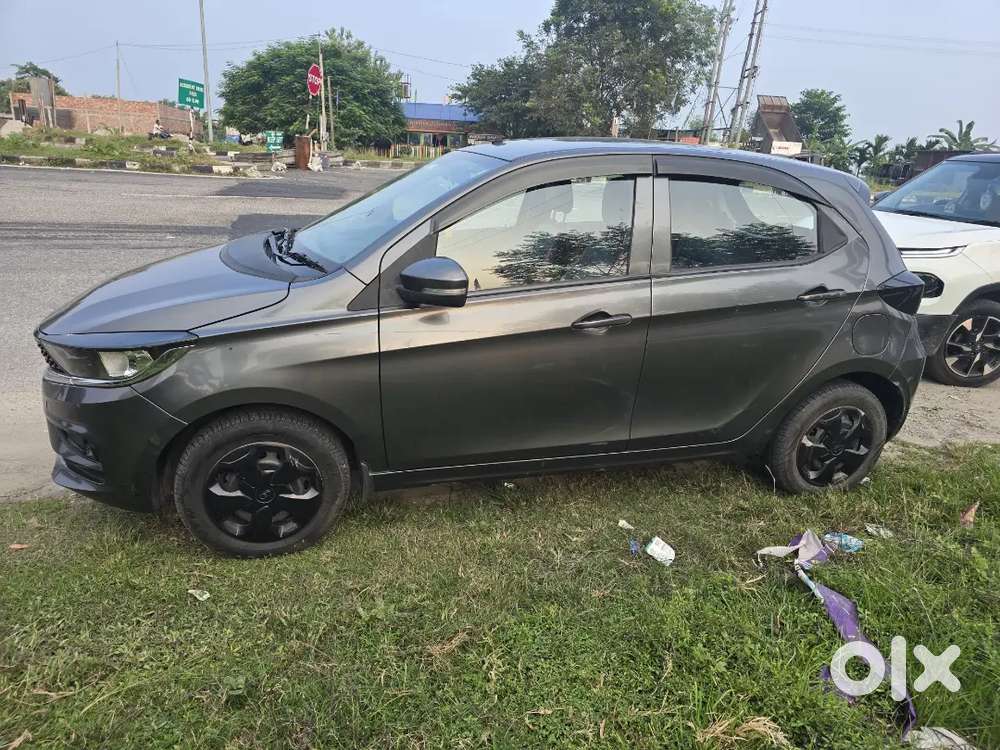 Tata Tiago Revotron Xt 2020