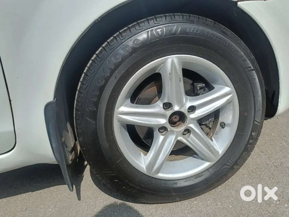 New Button Tyre Mackwheel